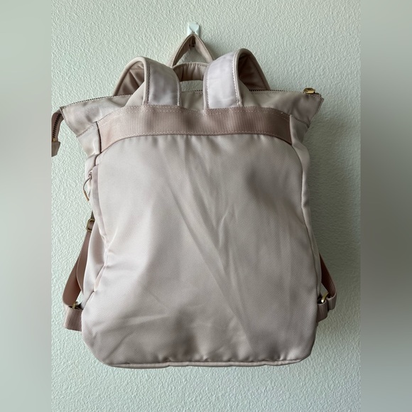 Lululemon City Adventurer Convertible Backpack 15L - Picture 11 of 16